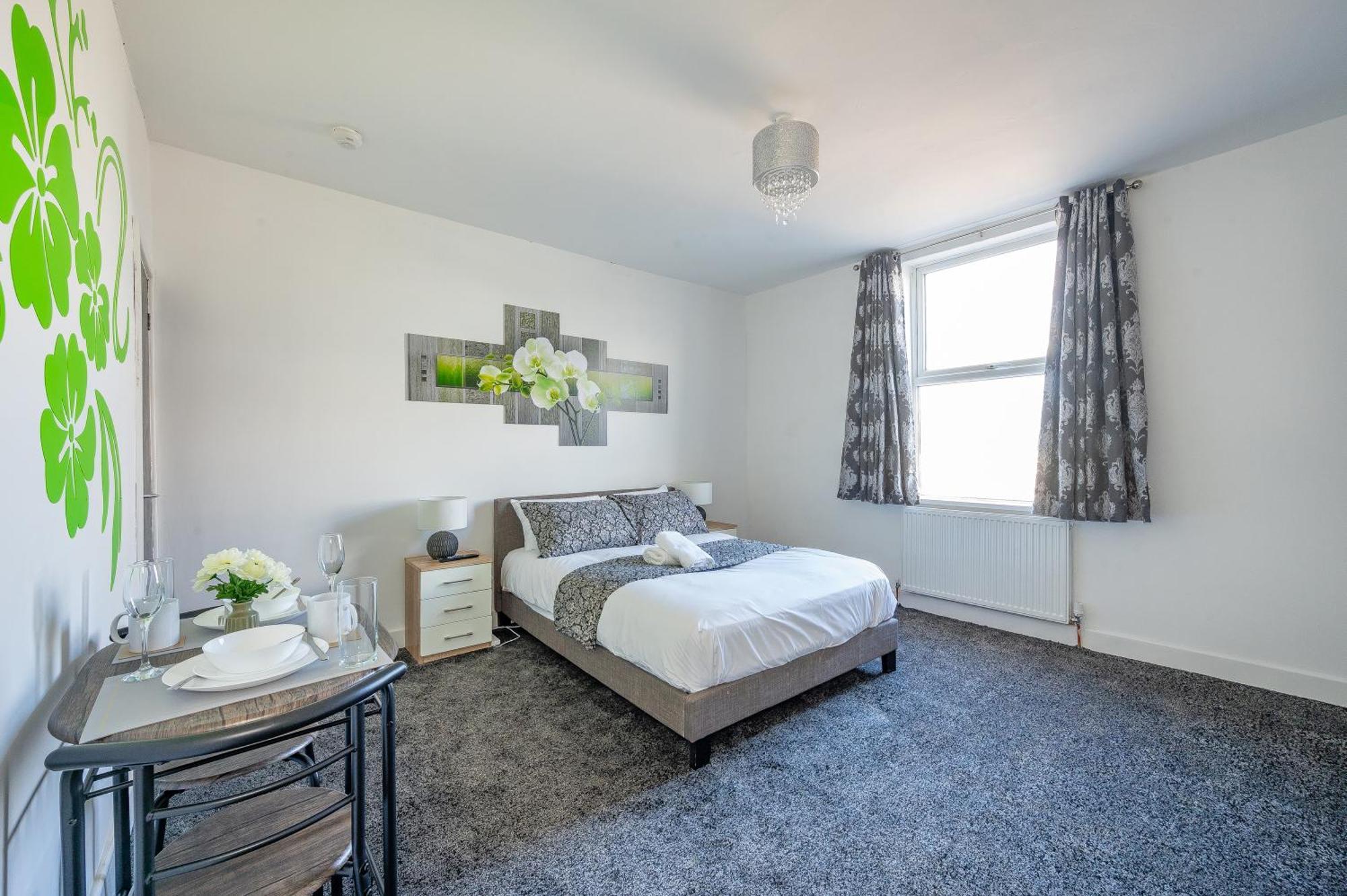 *Rc246*For Your Relaxed & Cosy Stay + Free Parking Leeds  Buitenkant foto